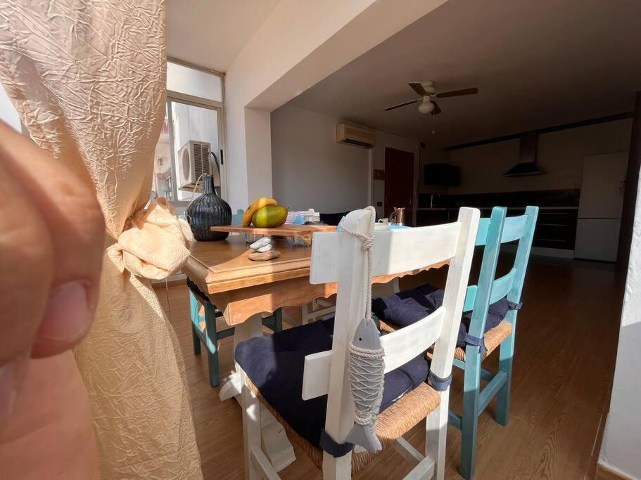 Apartamento “La Caleta” Calella Esterno foto